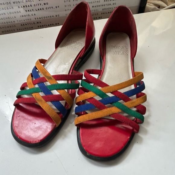 Mootsie Tootsies Rainbow Sandals - Picture 5 of 5